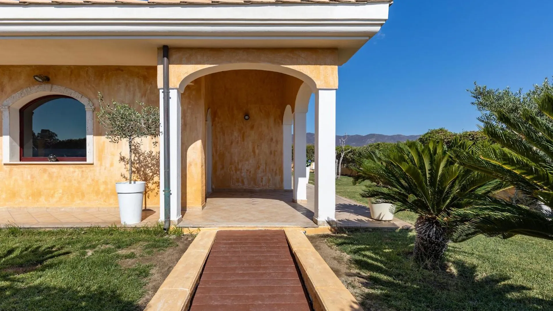 Villa Margot-Garden & Whirpool -5 Min To The Beach Quartu SantʼElena Ιταλία